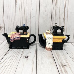 Cardinal Inc & World Bazaars  Teapot Ceramic Sewing Machine Vintage Collectible